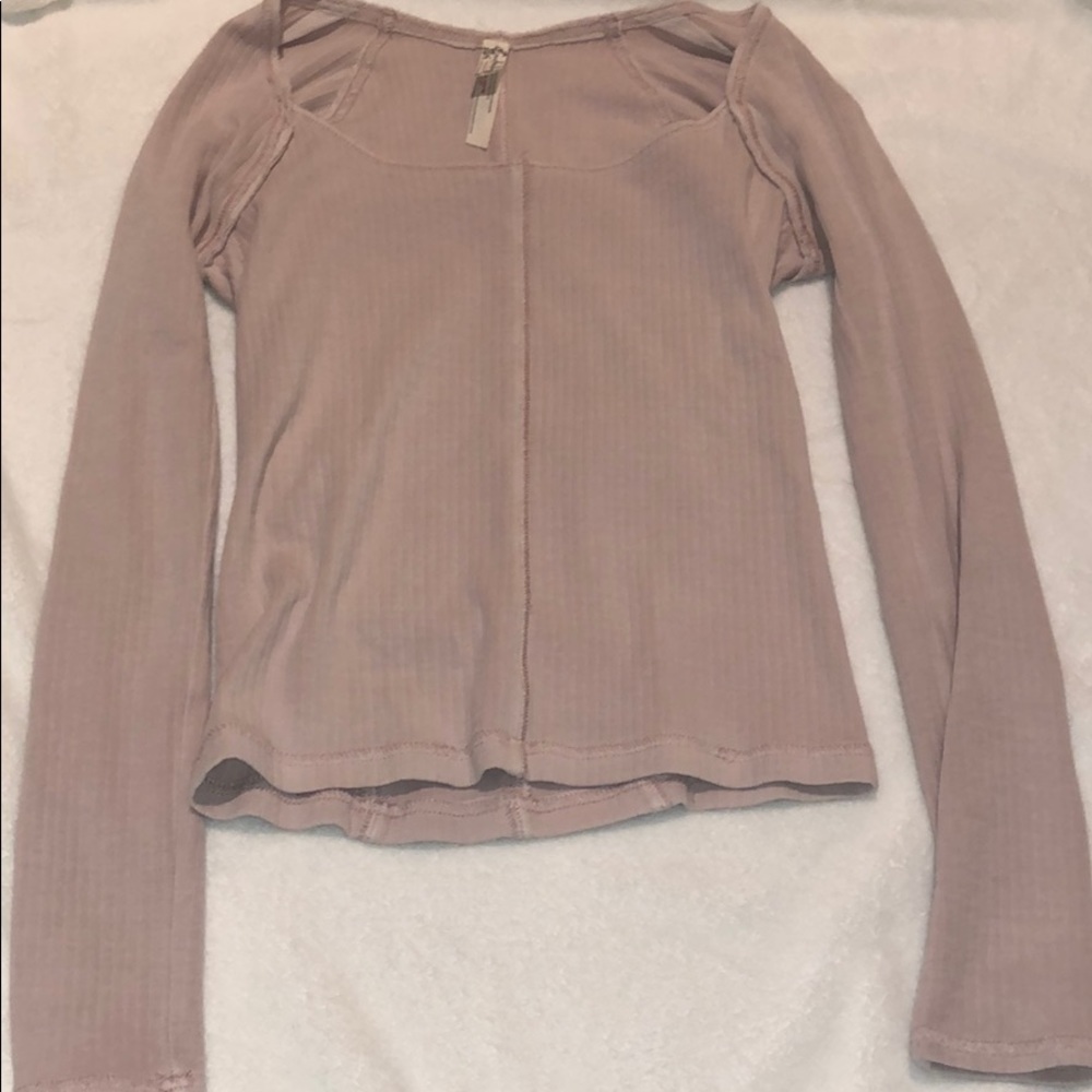 Light pink top